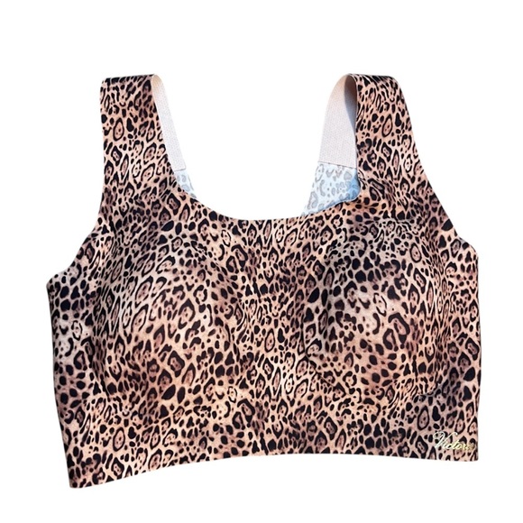 Victoria's Secret Other - Victoria Secret Seamless Sport Bra Leopard Size XS-M